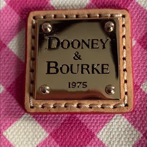 Dooney and Bourke purse - Picture 3 of 8